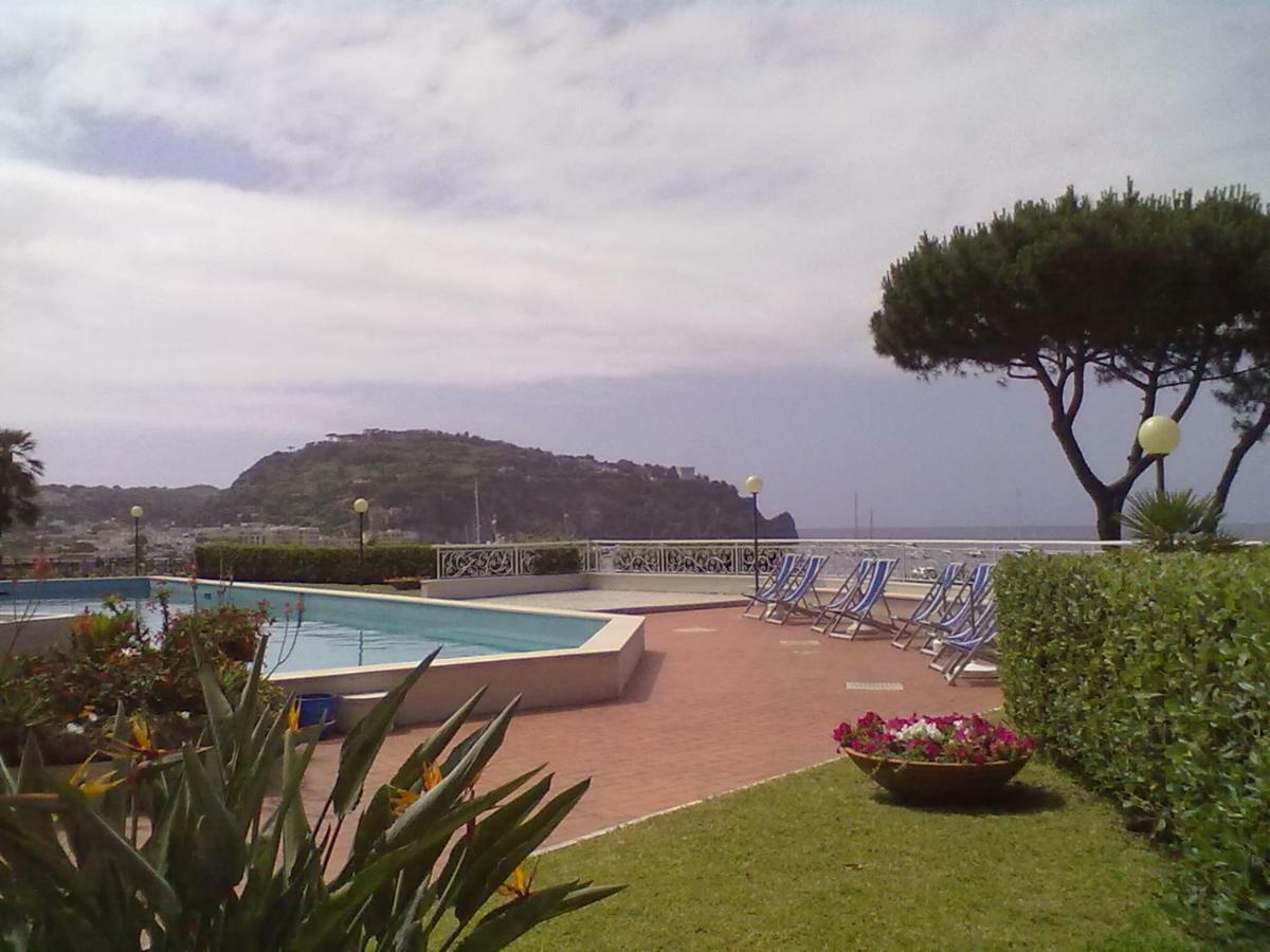 Ischia - Panoramic Apartment On The Sea Lacco Ameno  Ngoại thất bức ảnh